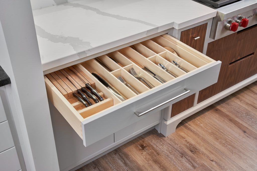 kitchen-drawer-organization_revision-design-remodeling
