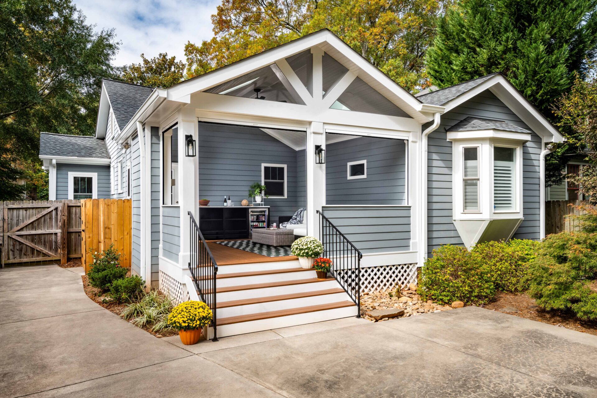 blue exterior addition