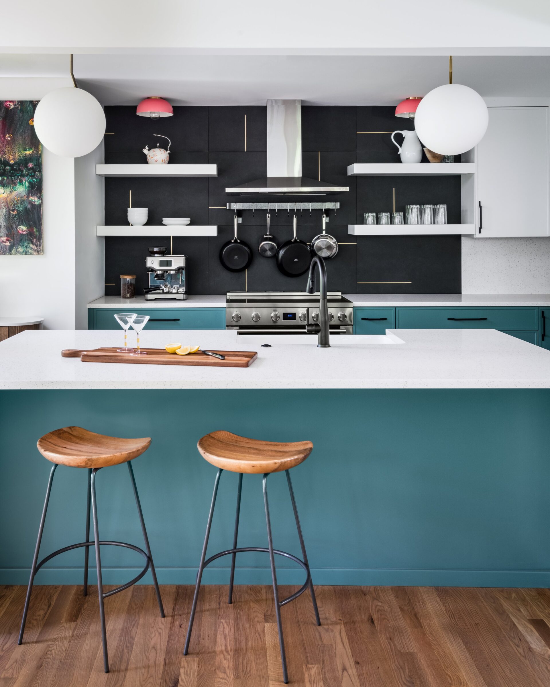 white-kitchen-countertops