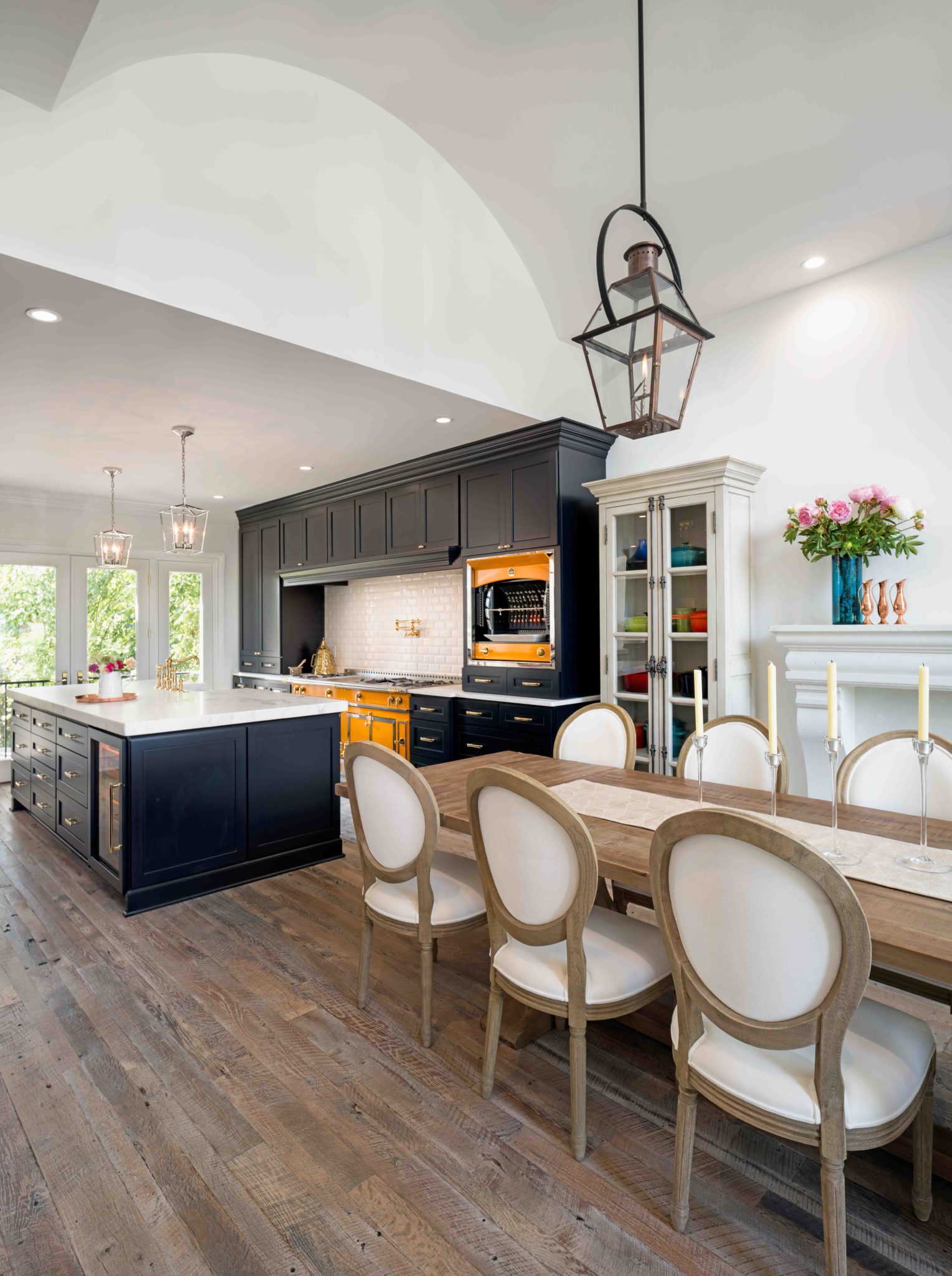 Raising the Roof: A Guide to Vaulted Ceilings
