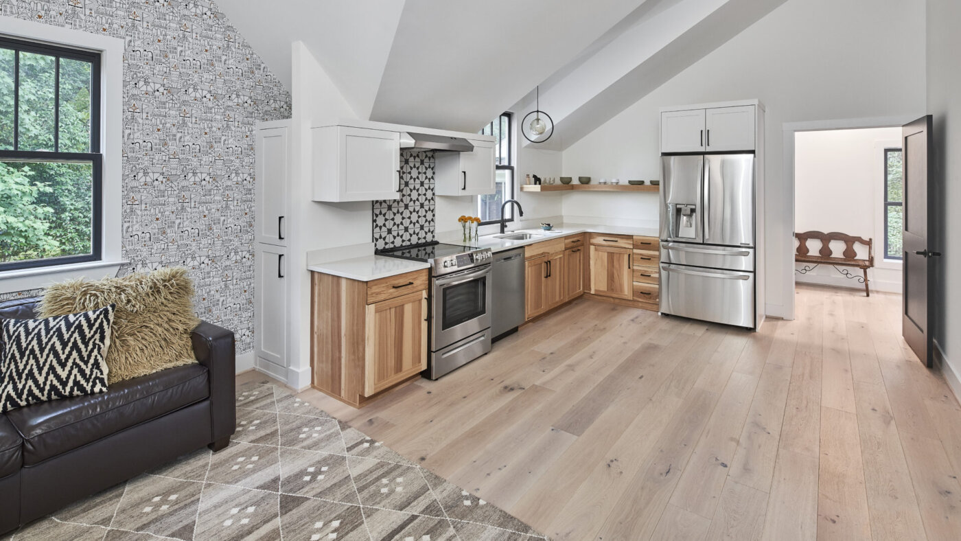 Detached Garage Apartment in Myers Park