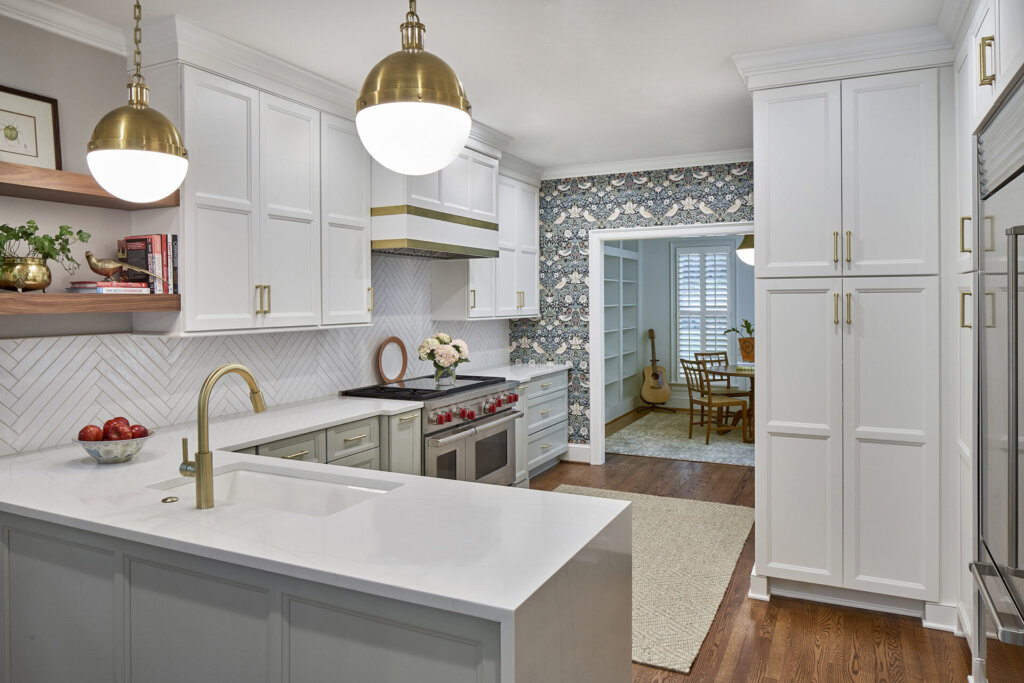 Types of light fixtures can make a massive difference in the aesthetic of your home. The mood that your light fixtures create can depend on the light they emit and their location.