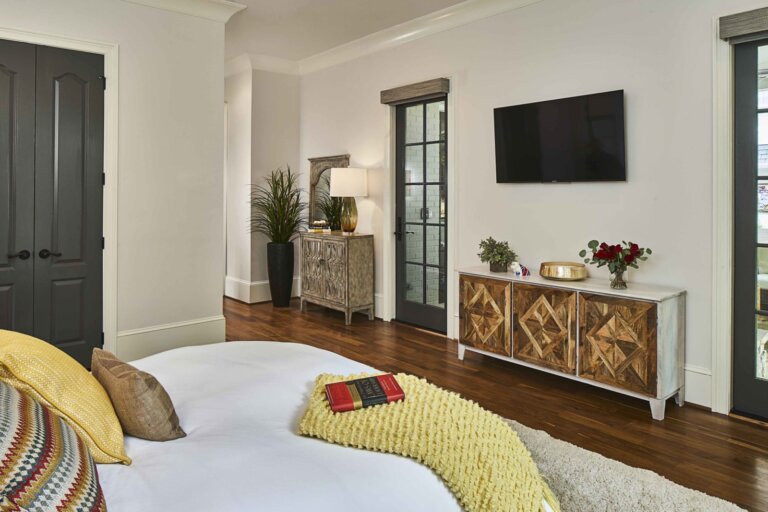 modern-master-suite