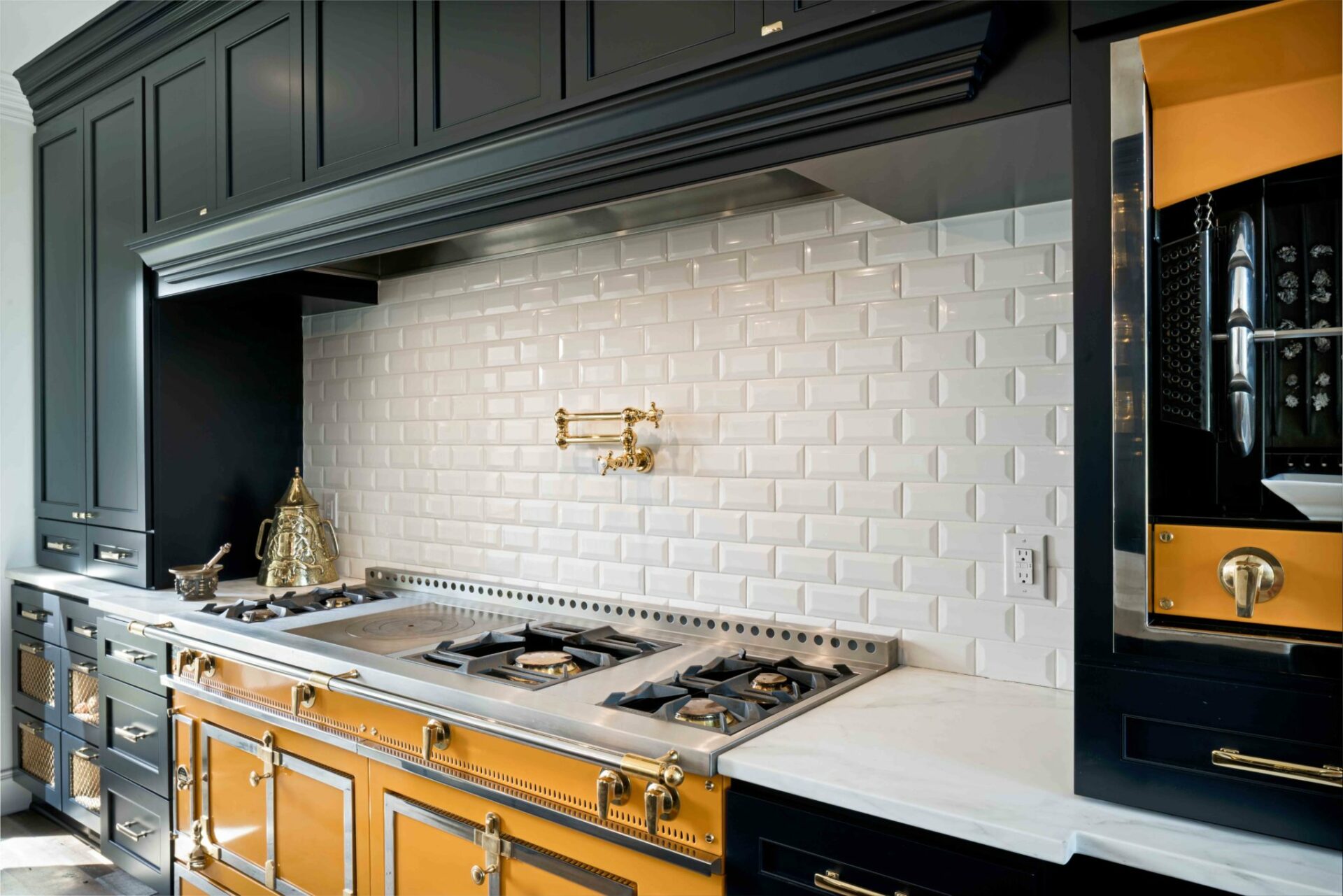 subway tile backsplash