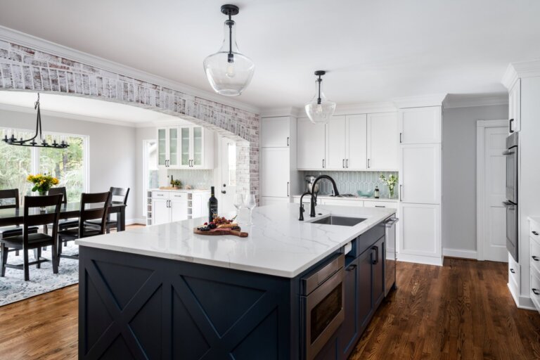 white brick arch in a spacious kitchen