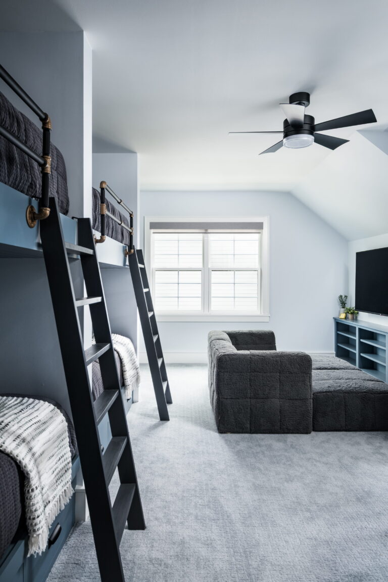 bunk bed room for teenagers