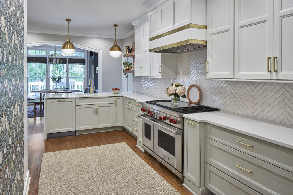 kitchen-with-peninsula-1024x683